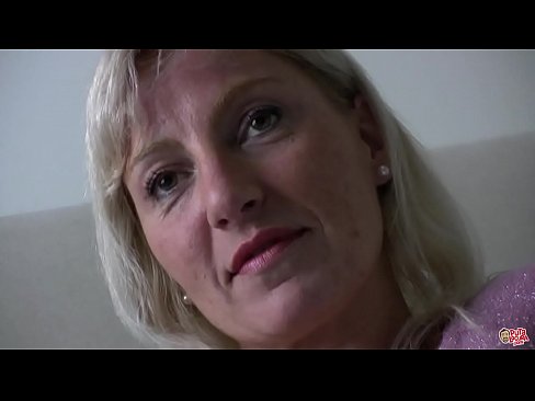 ❤️ La madre que todos follamos ... ¡Señora, compórtese! Video de sexo de calidad en es.teatroporno.ru ❌️