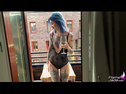 ❤️ Tremenda chica chupando con ganas y follando apasionadamente bajo el cielo abierto Video de sexo de calidad en es.teatroporno.ru ❌️